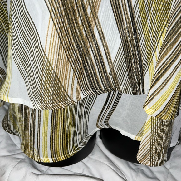 Lane Bryant Modern Swing Double-Layer Chiffon Style Tank - Picture 2 of 13